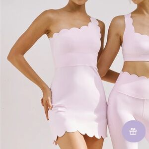 Wiskii ONE SHOULDER DYNAMIC DRESS